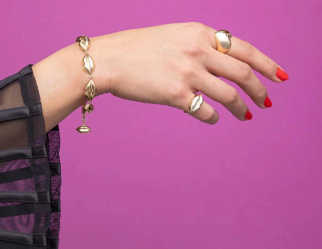 Midi Kiss Ring