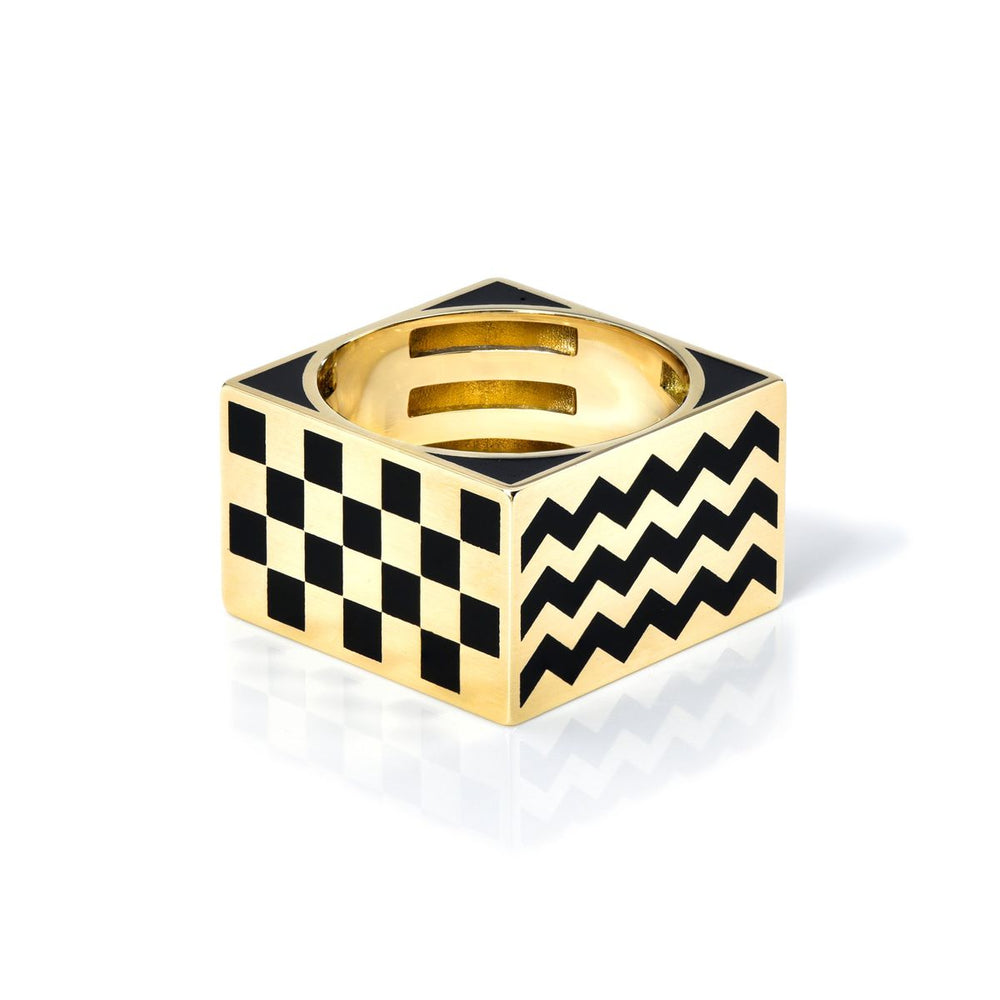 rachel quinn jewelry block ring yellow gold ring with black zigzags and black checkered pattern on sides of ring