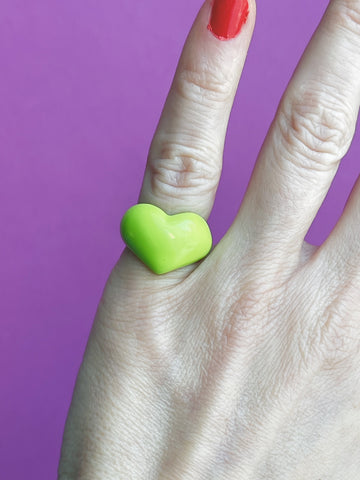 Chartreuse Candy Heart Pinky Ring, size 4