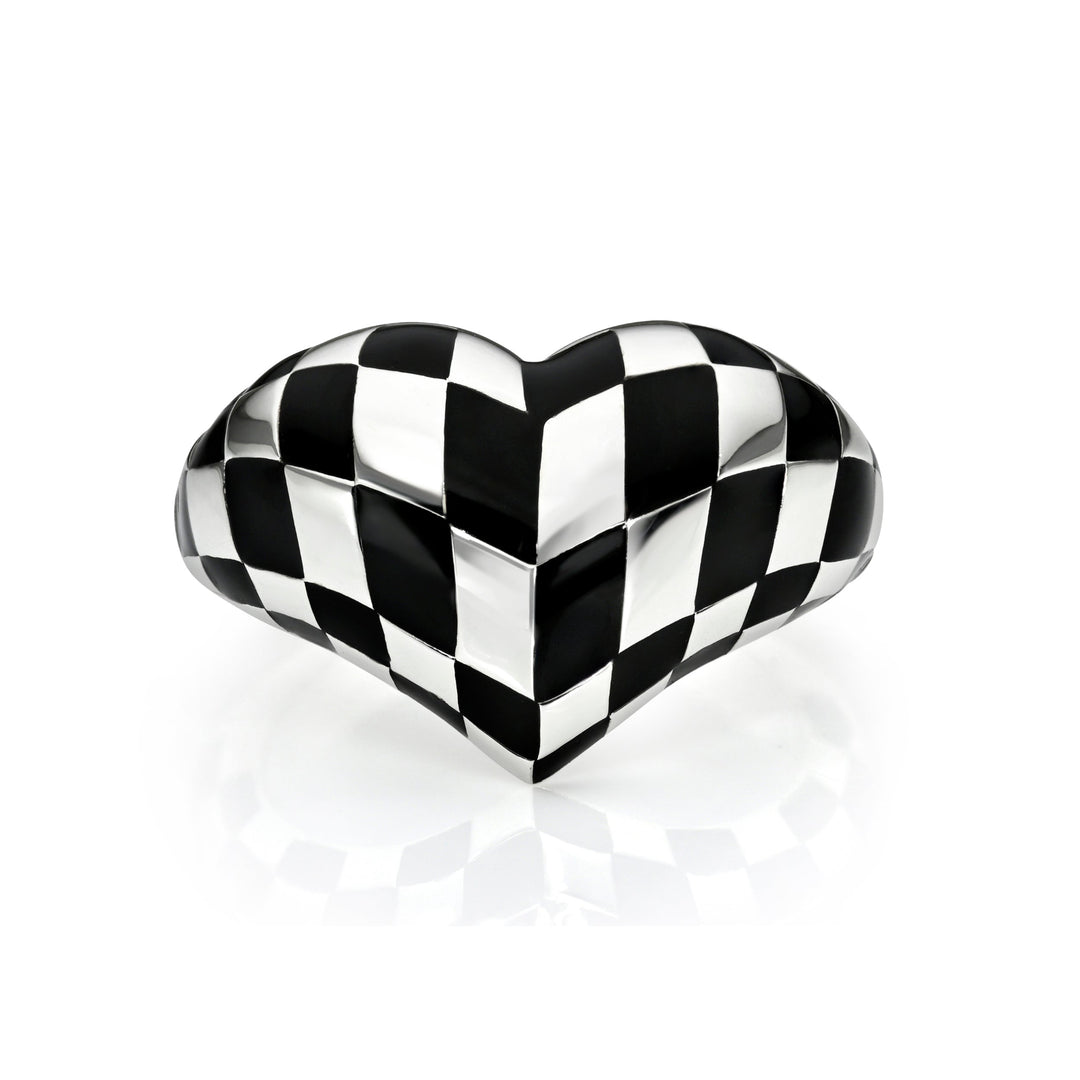 Black checkered heart-shaped ring in sterling silver on a white background