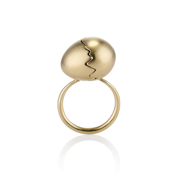 Yellow gold broken egg on top round ring band